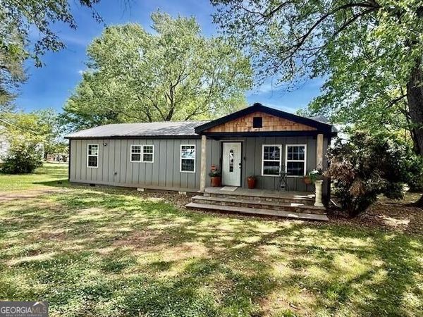 206 West Drive, Calhoun, GA 30701