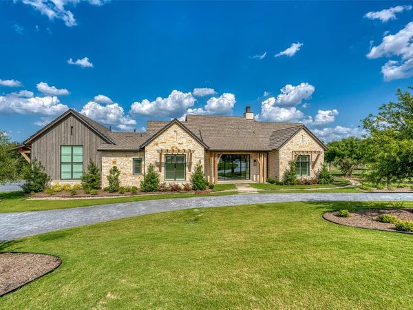 816 The Trails Parkway , Horseshoe Bay, TX 78657