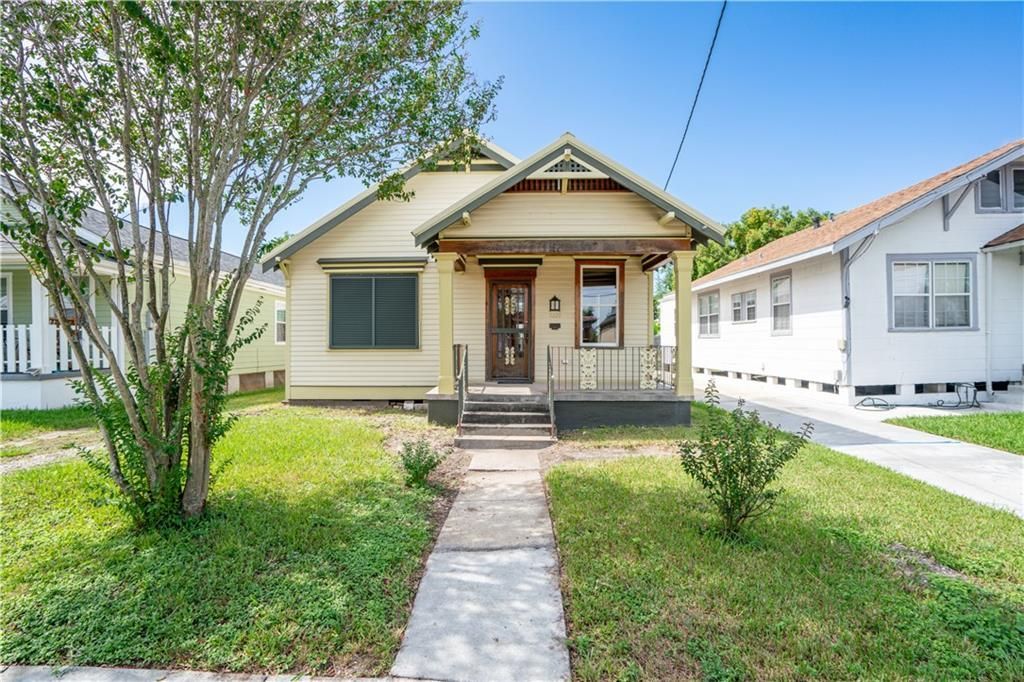 5228 MUSIC Street  New Orleans, LA 