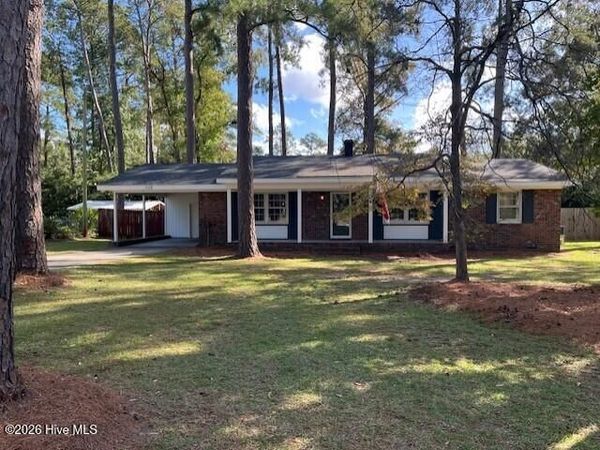 3109 Country Club Road , New Bern, NC 28562
