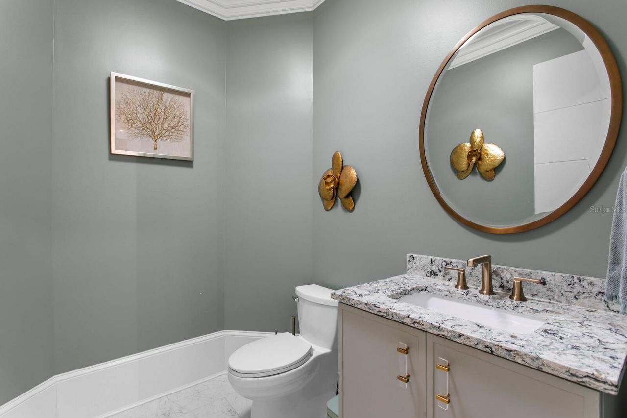 2913 W Knights Avenue, Tampa, FL 33611 Photo