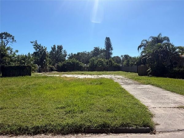 138 N 43RD DRIVE , ST PETERSBURG, FL 33703