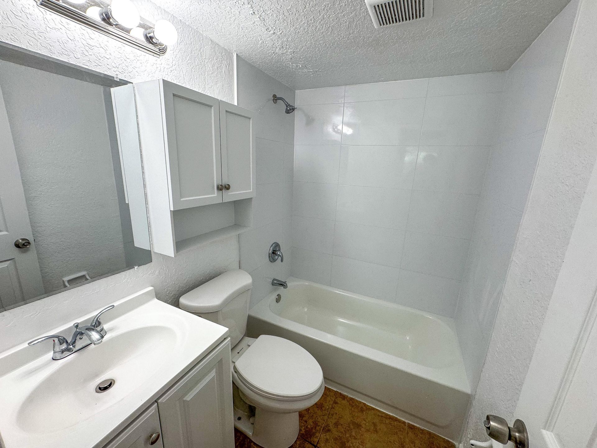 445 SW 2nd Street, Unit 29, Pompano Beach, FL 33060 Photo