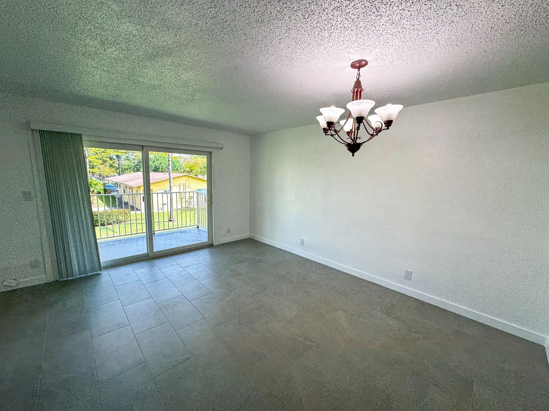 445 SW 2nd Street, Unit 29, Pompano Beach, FL 33060 Photo