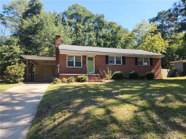 439 McPhee Drive , Fayetteville, NC 28305