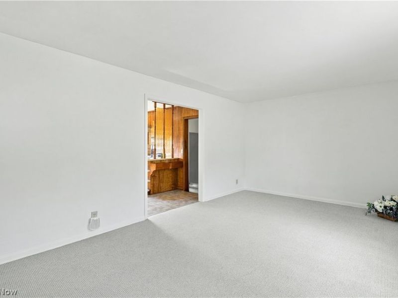 3210 Nidover Drive , Akron, OH 44312 Photo 4