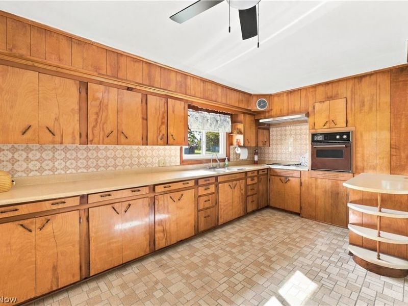 3210 Nidover Drive , Akron, OH 44312 Photo 7