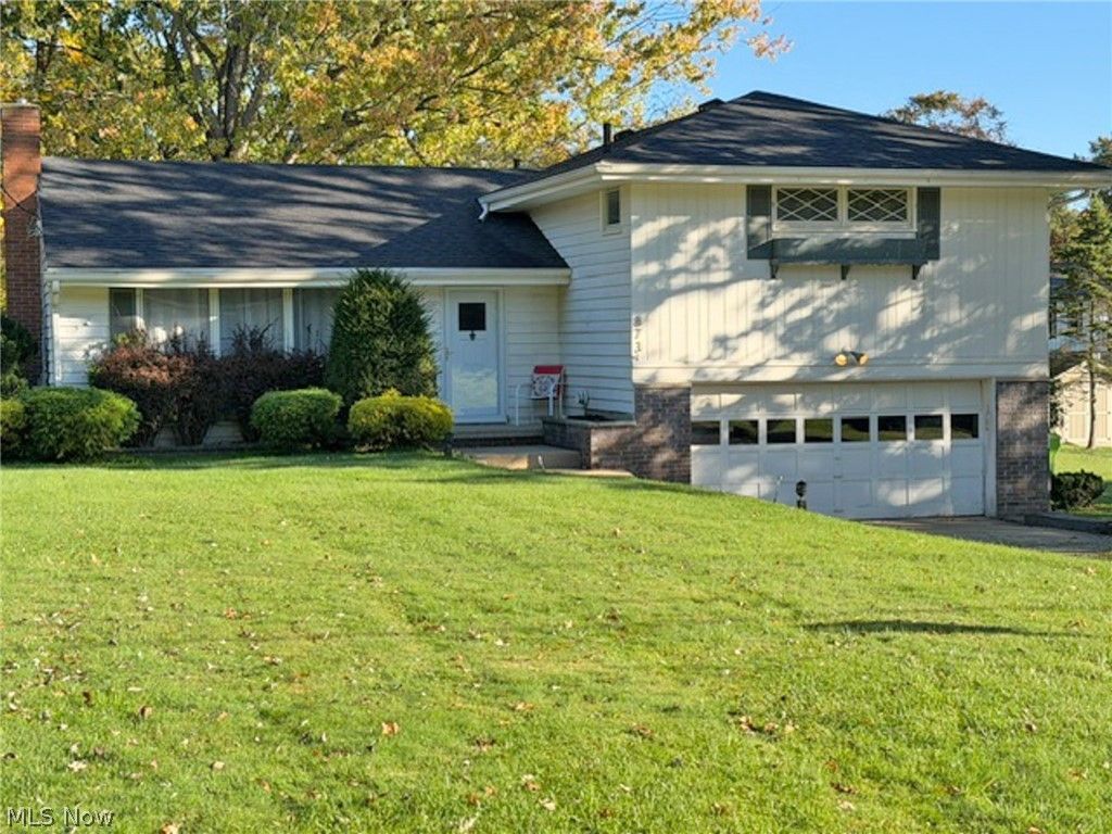 873 Norton Drive , Tallmadge, OH 44278 Main Photo