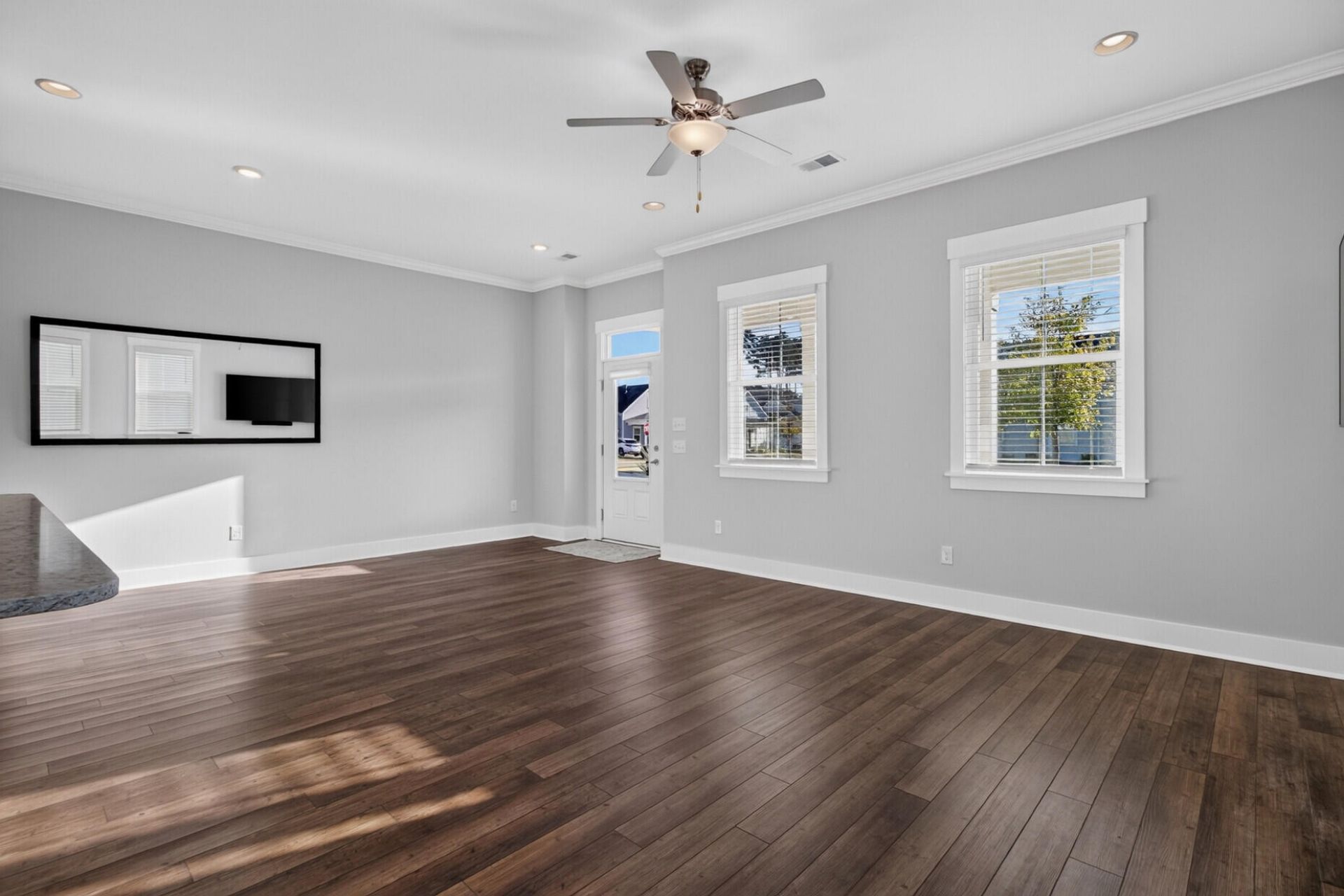 1513 Spicata Street Photo 5