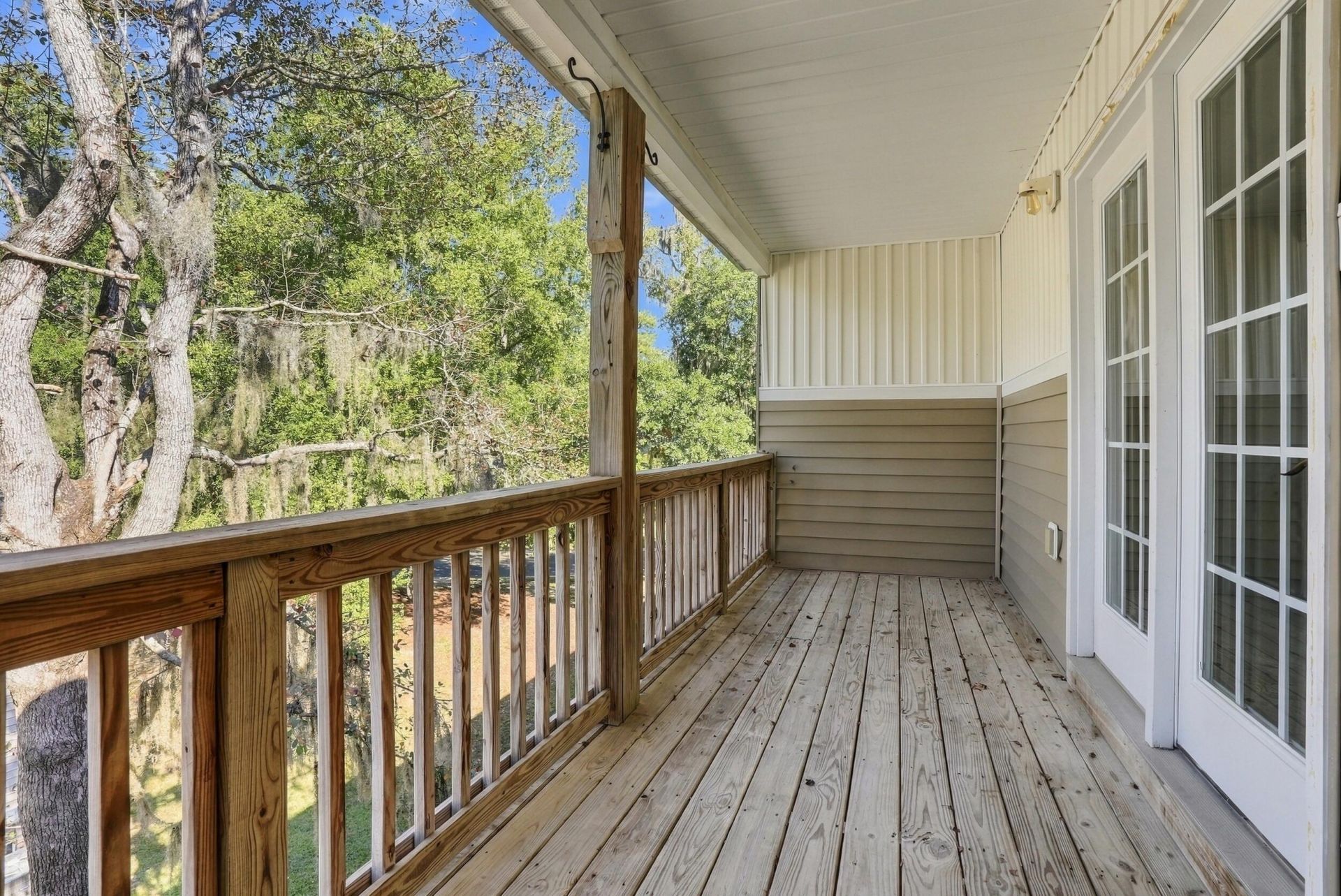 4547 Great Oak Drive Photo 16