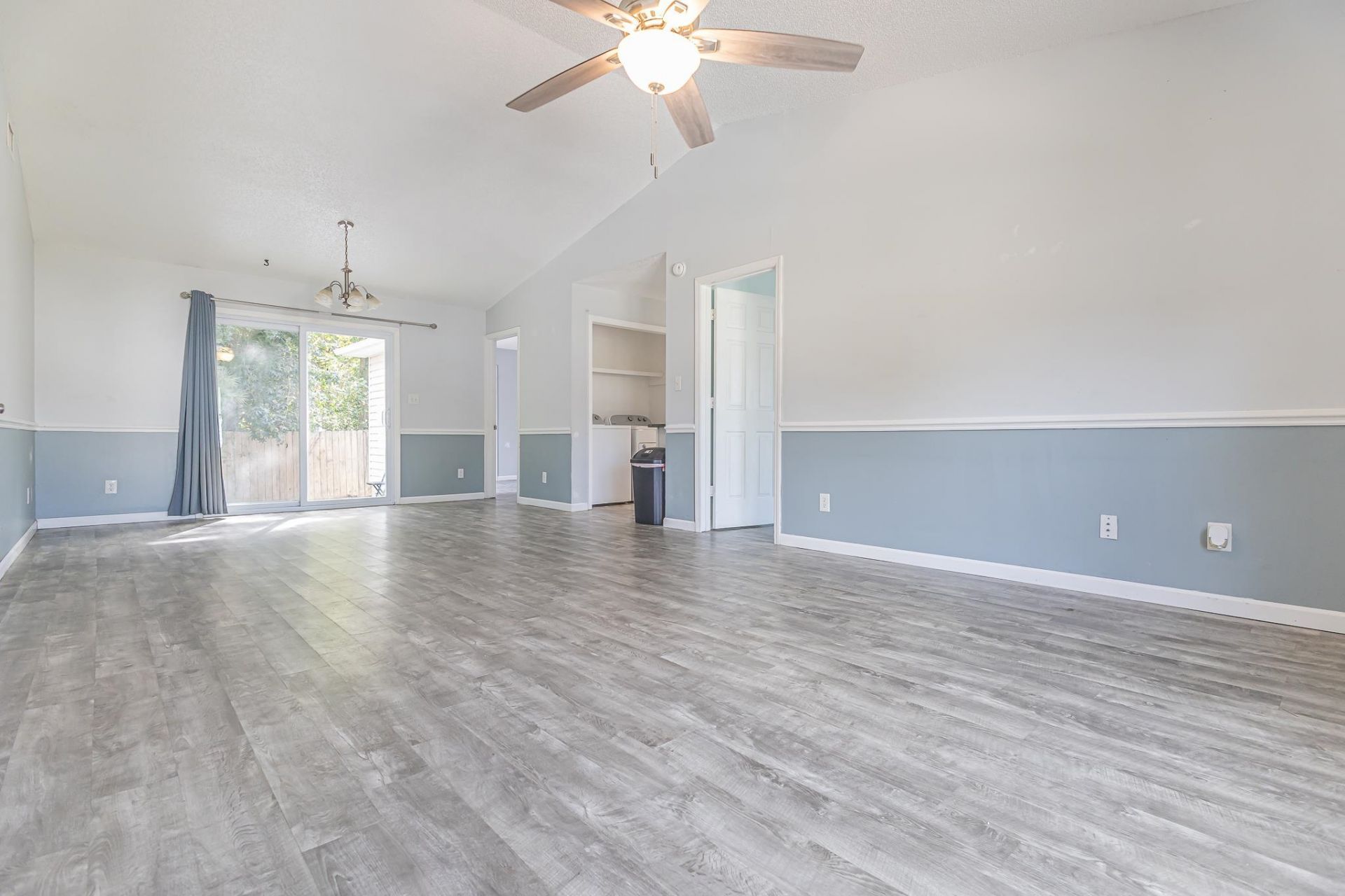 2642 Temperance Dr.  Photo 14