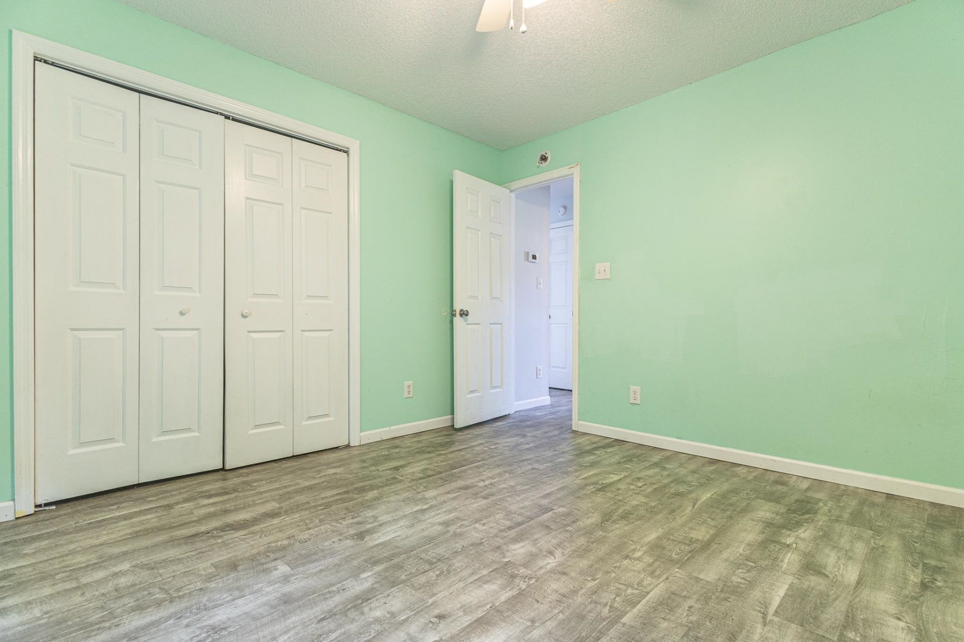 2642 Temperance Dr.  Photo 7