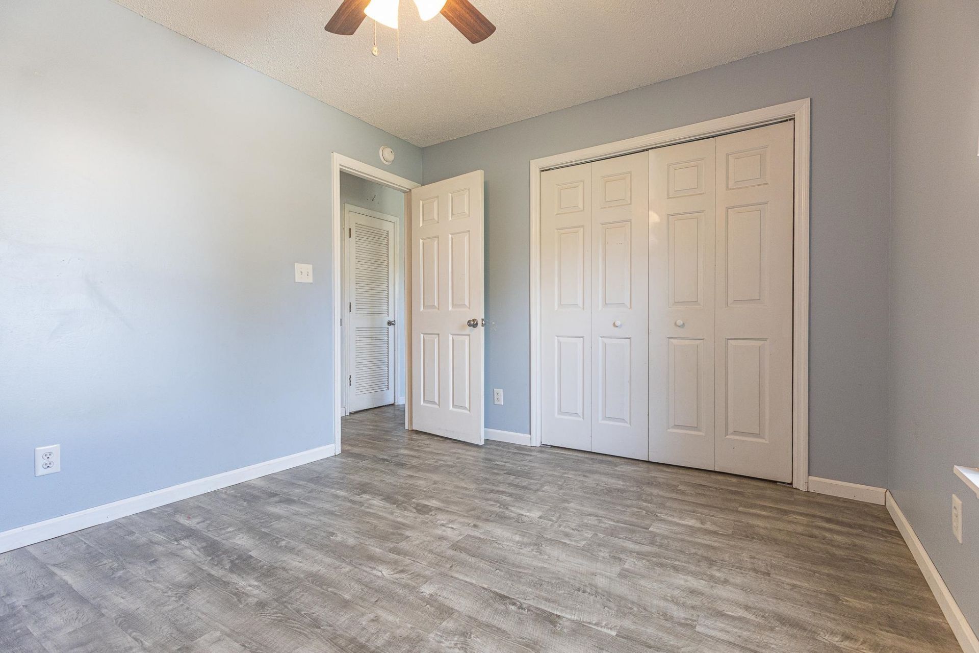 2642 Temperance Dr.  Photo 9