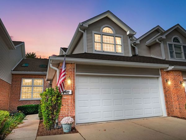 8462 Sandalwood Court , Darien, IL 60561