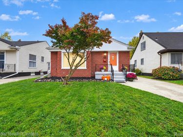 634 N Edison Avenue , Royal Oak, Mi 48067