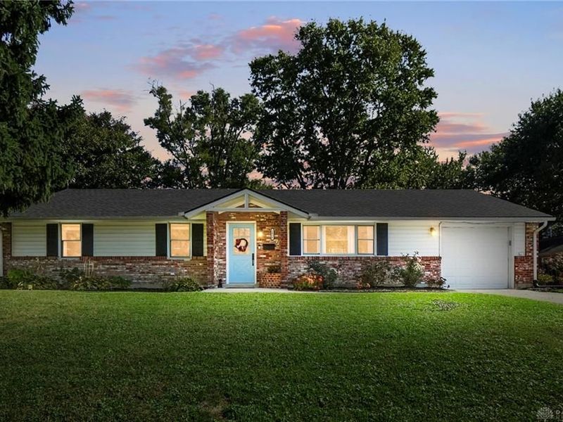 2026 S Lakeman Drive, Bellbrook, OH 45305 Photo 4