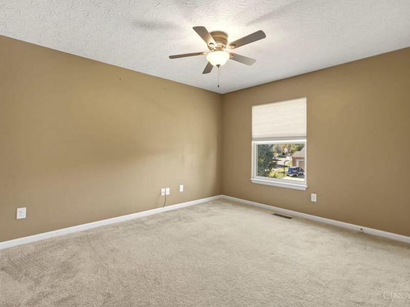 7188 Tressel Wood Drive, Green Township, OH 45248 Photo 29