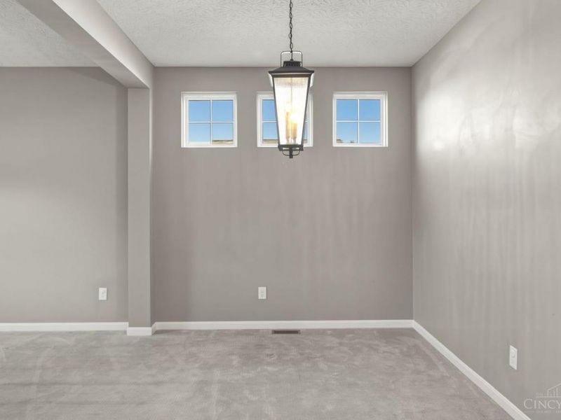 7188 Tressel Wood Drive, Green Township, OH 45248 Photo 8