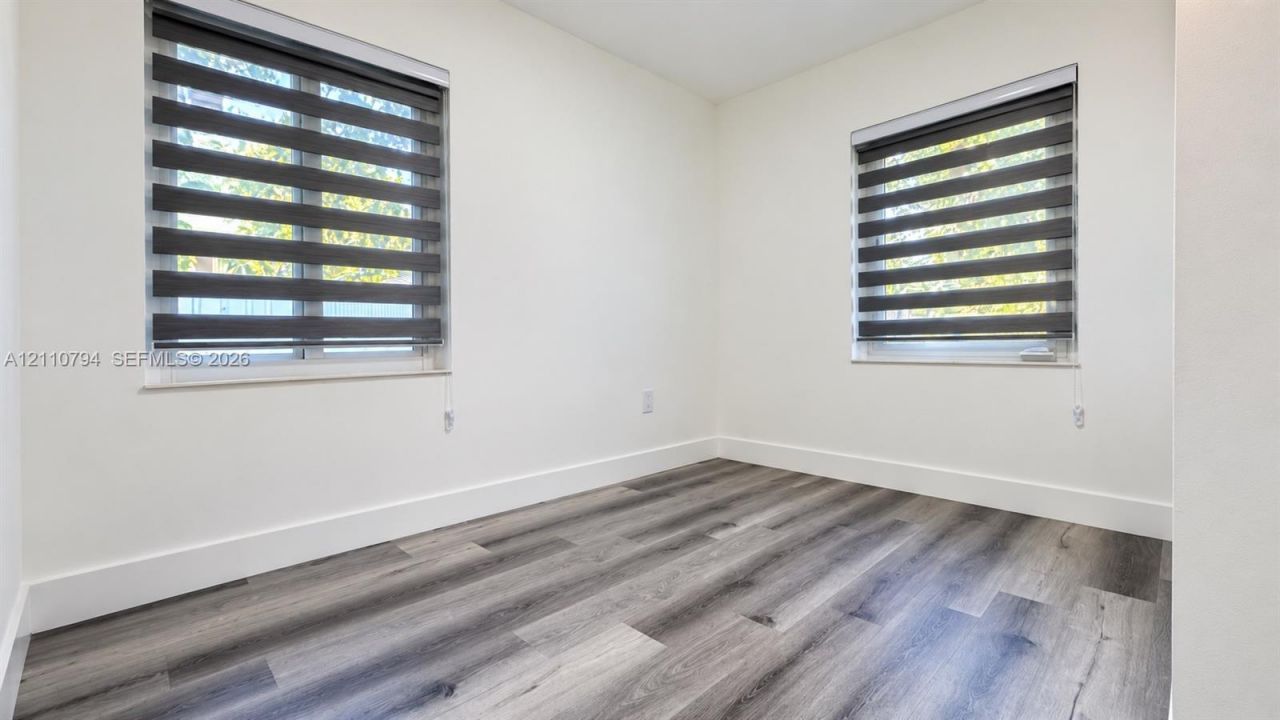 886 NE 134th St , North Miami, FL 33161 Photo