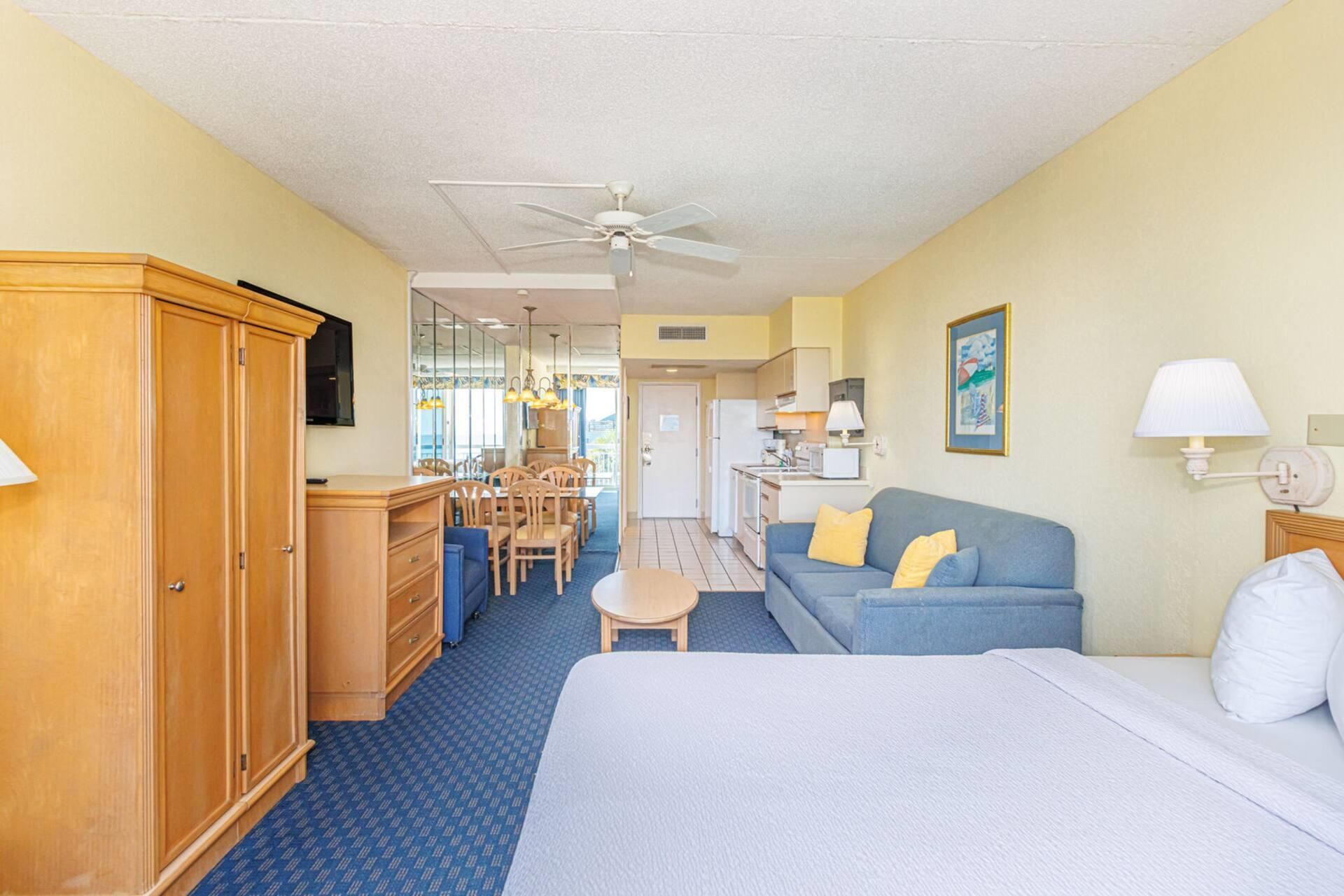 1304 N Ocean Blvd.  Photo 9