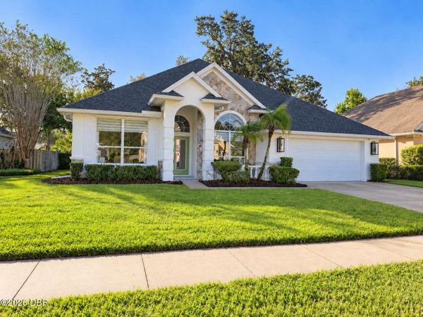 4 Lionshead Drive, Ormond Beach, FL 32174