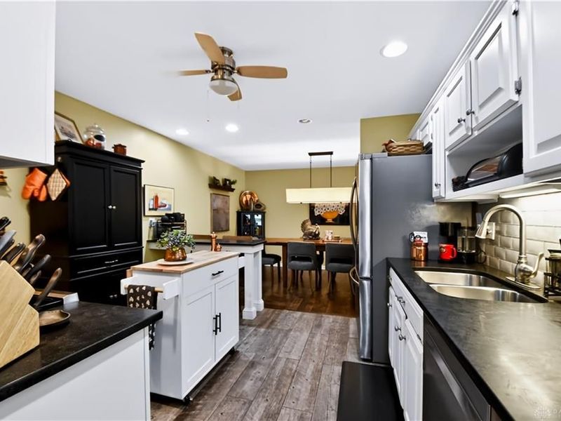 5364 Landau Drive, Unit 25, Kettering, OH 45429 Photo 11