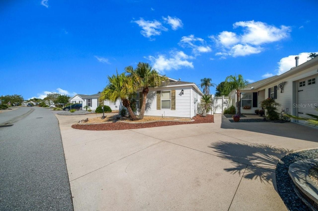 2095 Jasper Way , The Villages, FL 32162 Photo