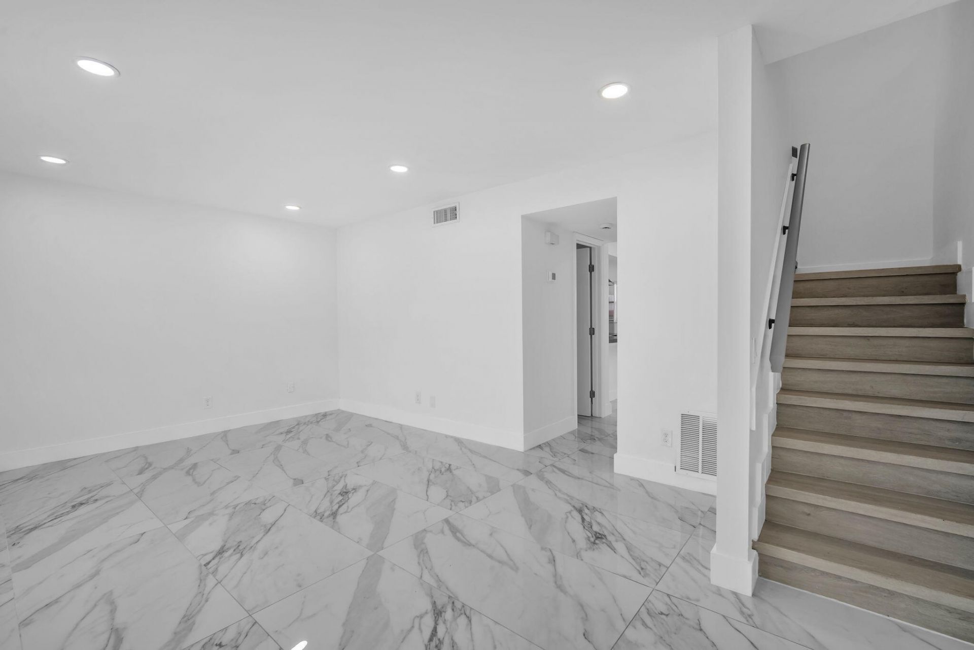 4162 SW 65th Avenue, Unit #84, Davie, FL 33314 Photo