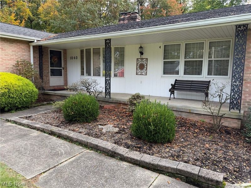 1040 W Milton Street, Alliance, OH 44601 Photo 3