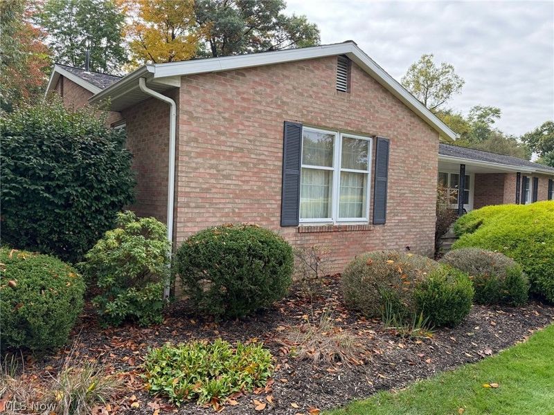 1040 W Milton Street, Alliance, OH 44601 Photo 5