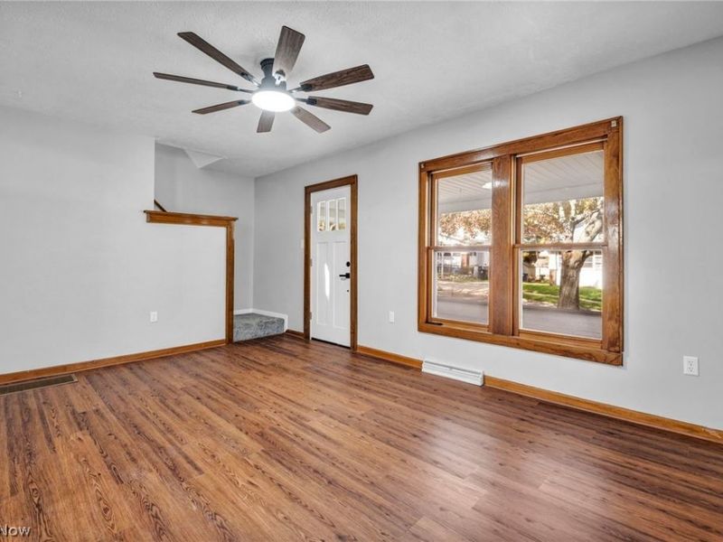 448 Allenford Street, Akron, OH 44314 Photo 10