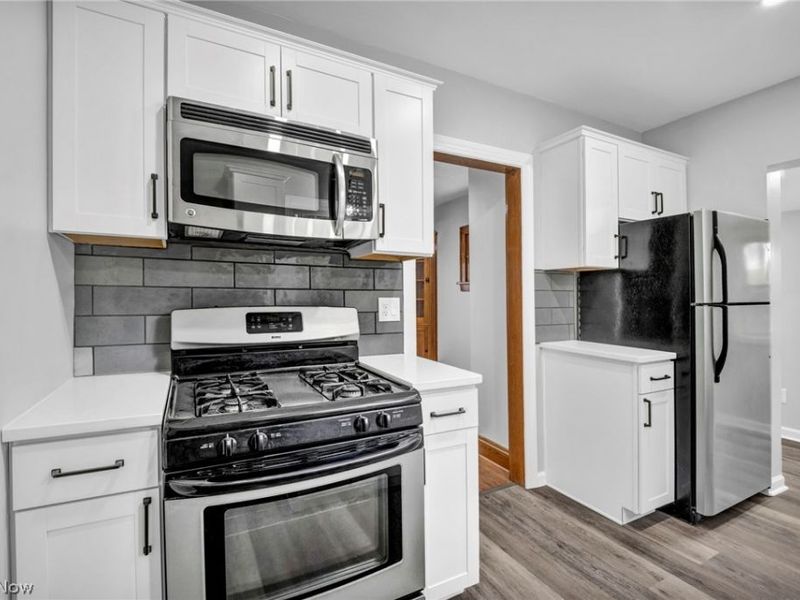 448 Allenford Street, Akron, OH 44314 Photo 15