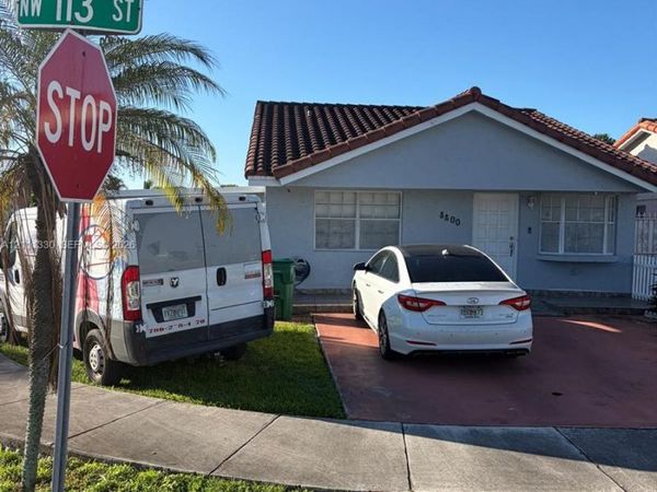 8800 NW 113th St , Unit 3, Hialeah Gardens, FL 33018