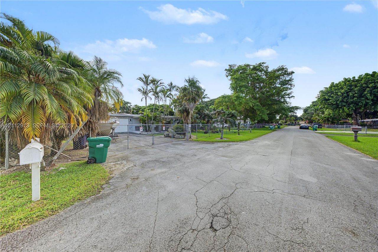 30301 SW 171st Ave, Homestead, FL 33030 Photo