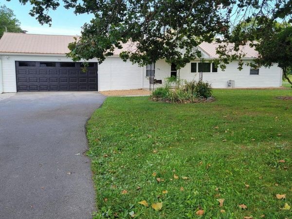566 Turkey Oak Rd, Crossville, TN 38555