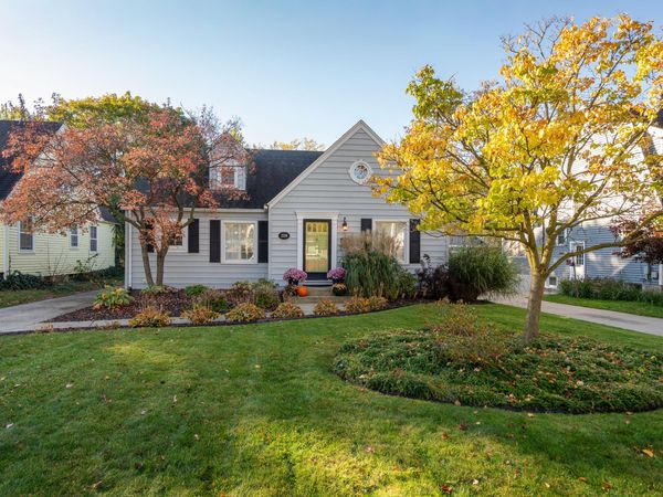 2338 Burchard Street SE, East Grand Rapids, MI 49506
