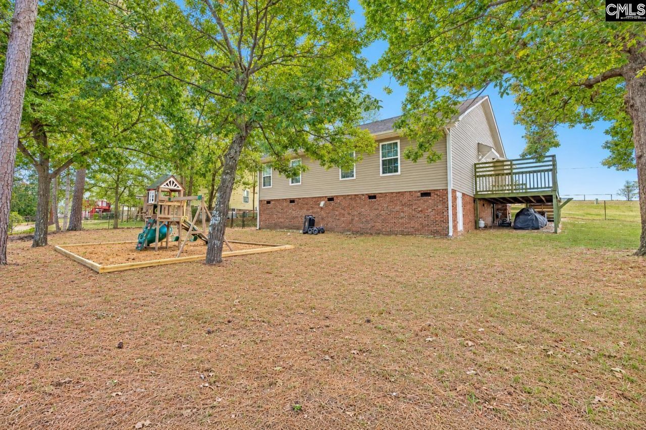 7716 Leitner Drive  Photo 32