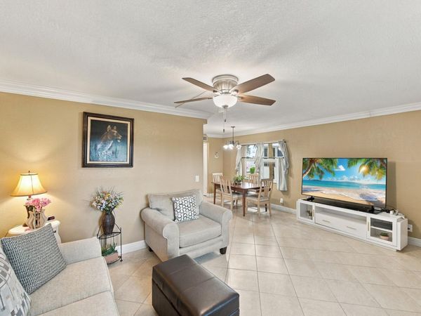 823 FLANDERS R Drive, Unit R, Delray Beach, FL 33484