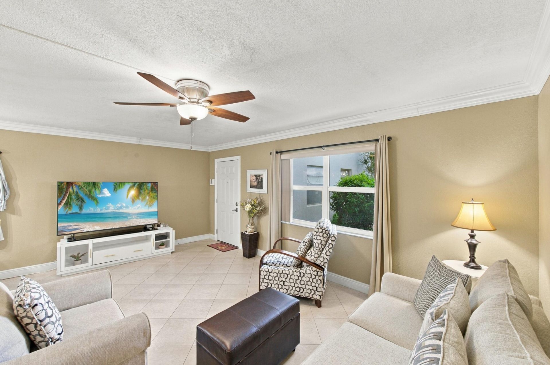 823 Flanders R Drive, Unit R, Delray Beach, FL 33484 Photo