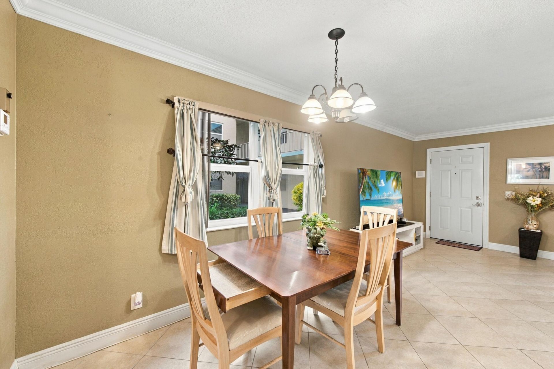 823 Flanders R Drive, Unit R, Delray Beach, FL 33484 Photo