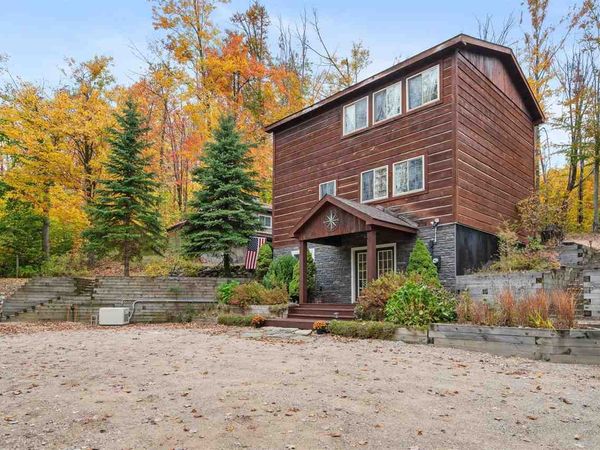 331 N Seldon Road, Petoskey, MI 49770