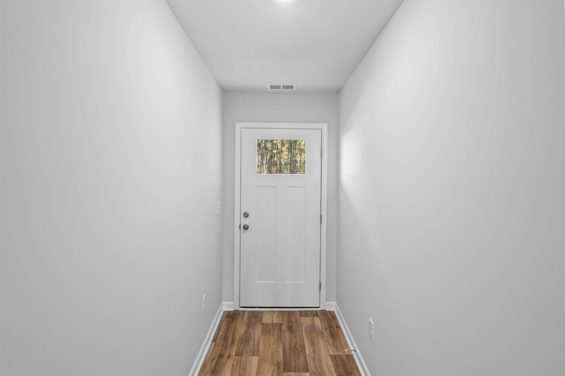 625 Green Valley Way  Photo 7
