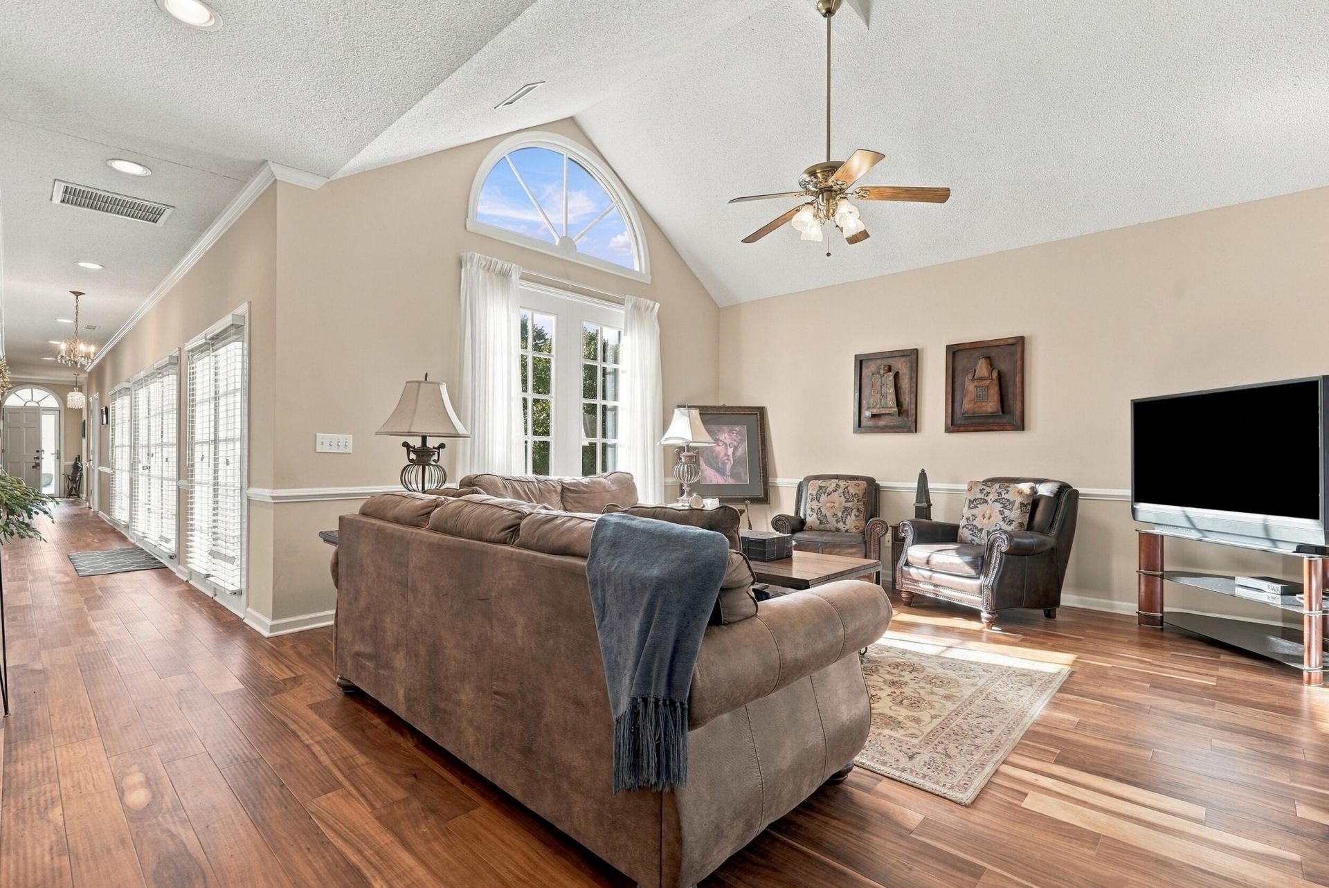 2403 Tuscany Drive Photo 13