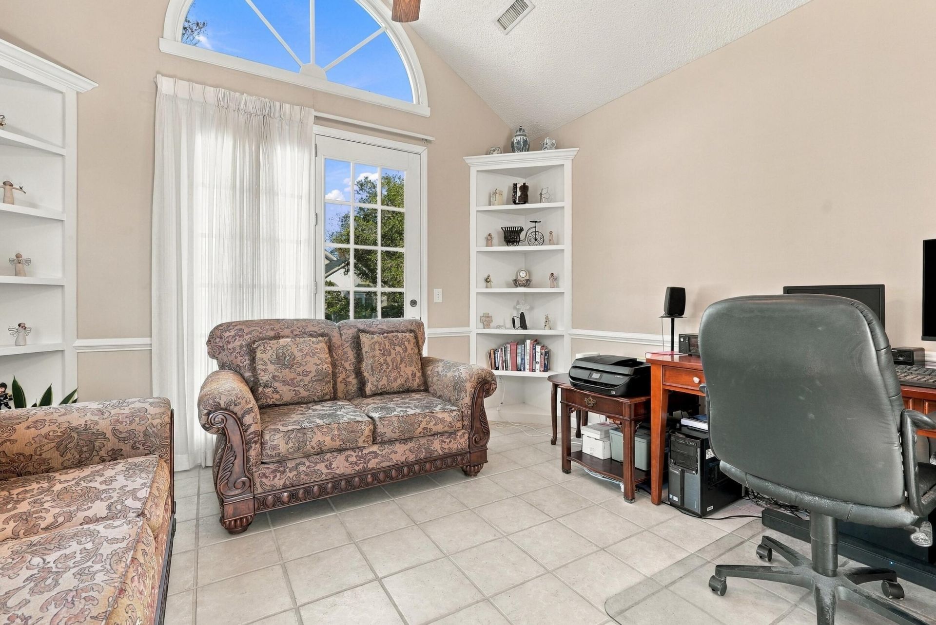 2403 Tuscany Drive Photo 16