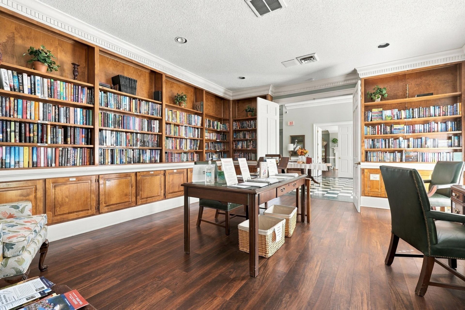 2403 Tuscany Drive Photo 43
