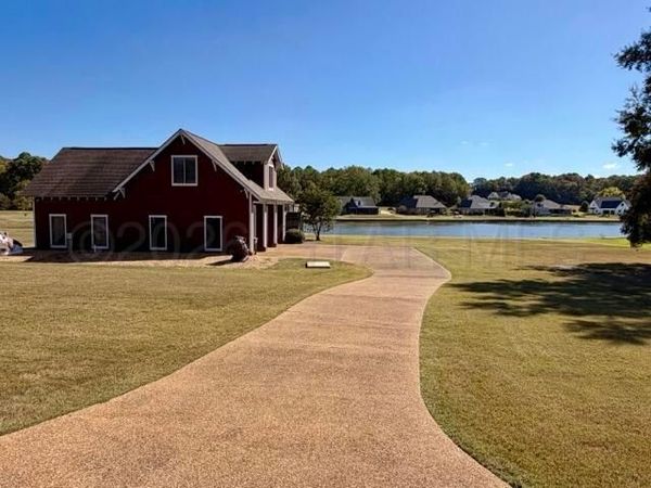 350 Pointe Drive, Starkville, MS 39759