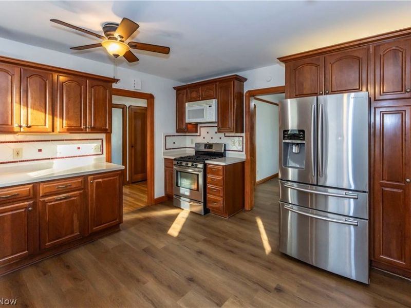 16936 Woodbury Avenue, Cleveland, OH 44135 Photo 15