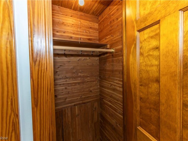 16936 Woodbury Avenue, Cleveland, OH 44135 Photo 30