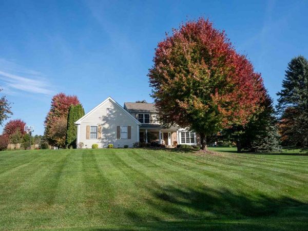 808 BOULDER RIDGE , Belvidere, IL 61008