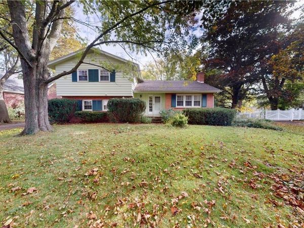 702 Ridge Road , Lewiston, NY 14092